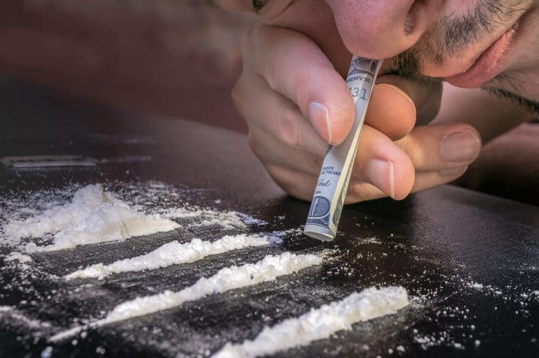 Drogenabhängigkeit: Heroin Und Kokain – Heilpraxis