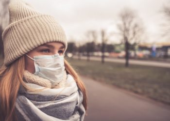 Wird das Coronavirus in den Wintermonaten noch viel stärker auftreten? (Bild: shintartanya/Stock.Adobe.com)