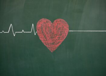 Eine EKG-Linie simuliert ein Herz, dass aufgehört hat zu schlagen.